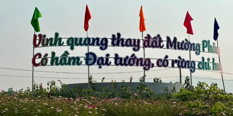 Mường Phăng là nơi đặt Sở chỉ huy chiến dịch Điện Biên Phủ của Đại tướng Võ Nguyên Giáp